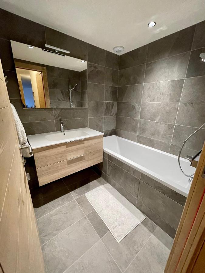 לה ג'ט Appartement De Standing Plein Centre Station, 50M Des Pistes מראה חיצוני תמונה